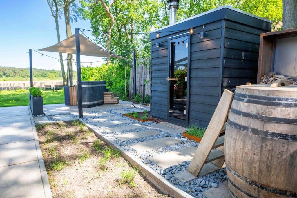 86, Bed & Outdoor Wellness - Sauna, Hottub, Icebath & Outdoor Shower Included! โอสเตอร์ไวก์ ภายนอก รูปภาพ